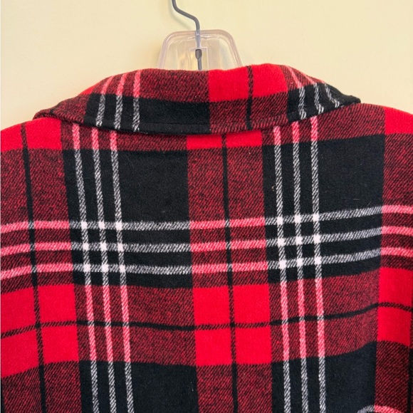 Zenana Plaid Shacket *NEW WITH TAGS* - Picture 9 of 10